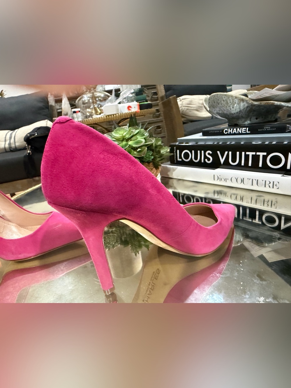Charles by Charles David Hot Pink Suede Pointed-Toe Pumps size 8.5 - Picture 8 of 9